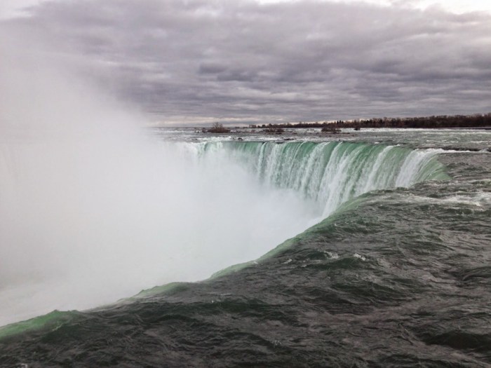 la chute canadienne de Niagara, Fer-à-cheval